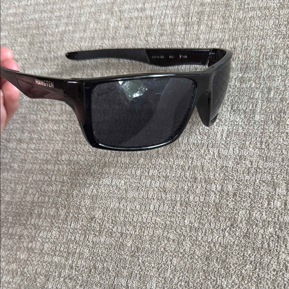 Hang Ten polarized sports sunglasses